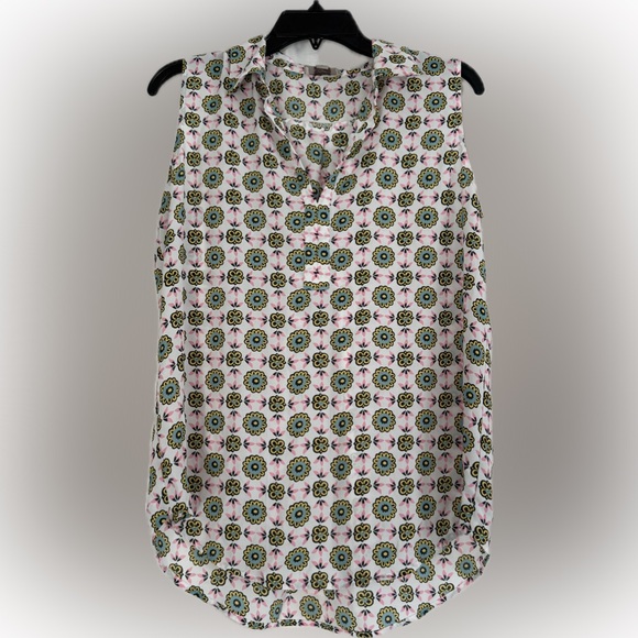LOFT Tops - LOFT Ladies Floral V- neck blouse - White, pink and Blue size M